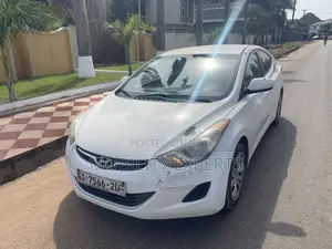 Hyundai Elantra 2013 White