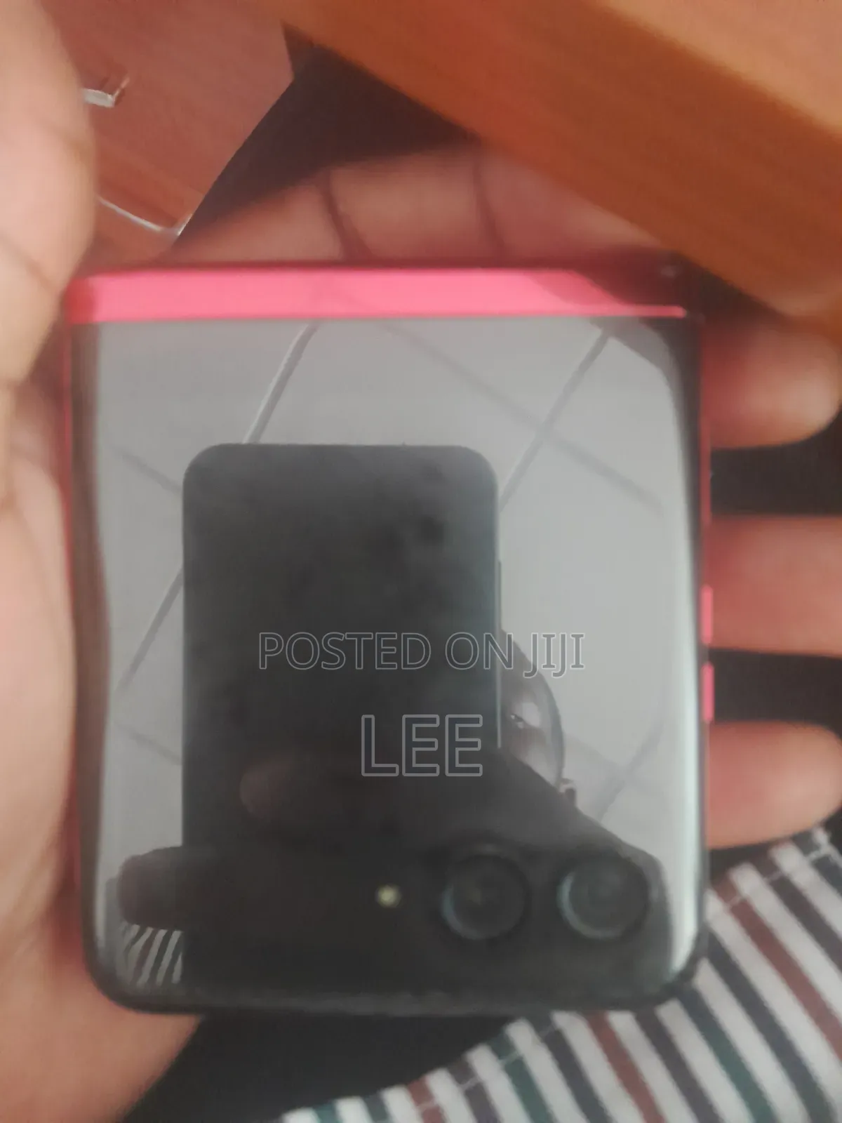 Motorola Razr (2023) 256 GB Pink