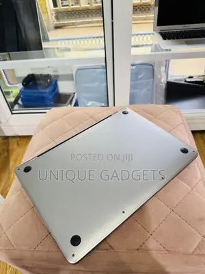 Laptop Apple MacBook Pro 2019 8GB Intel Core i5 SSD 128GB