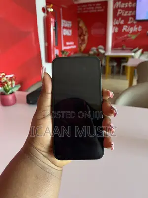 Apple iPhone 13 128 GB Green
