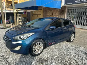 Hyundai Elantra SE 4dr Sedan (1.8L 4cyl 6A) 2014 Blue