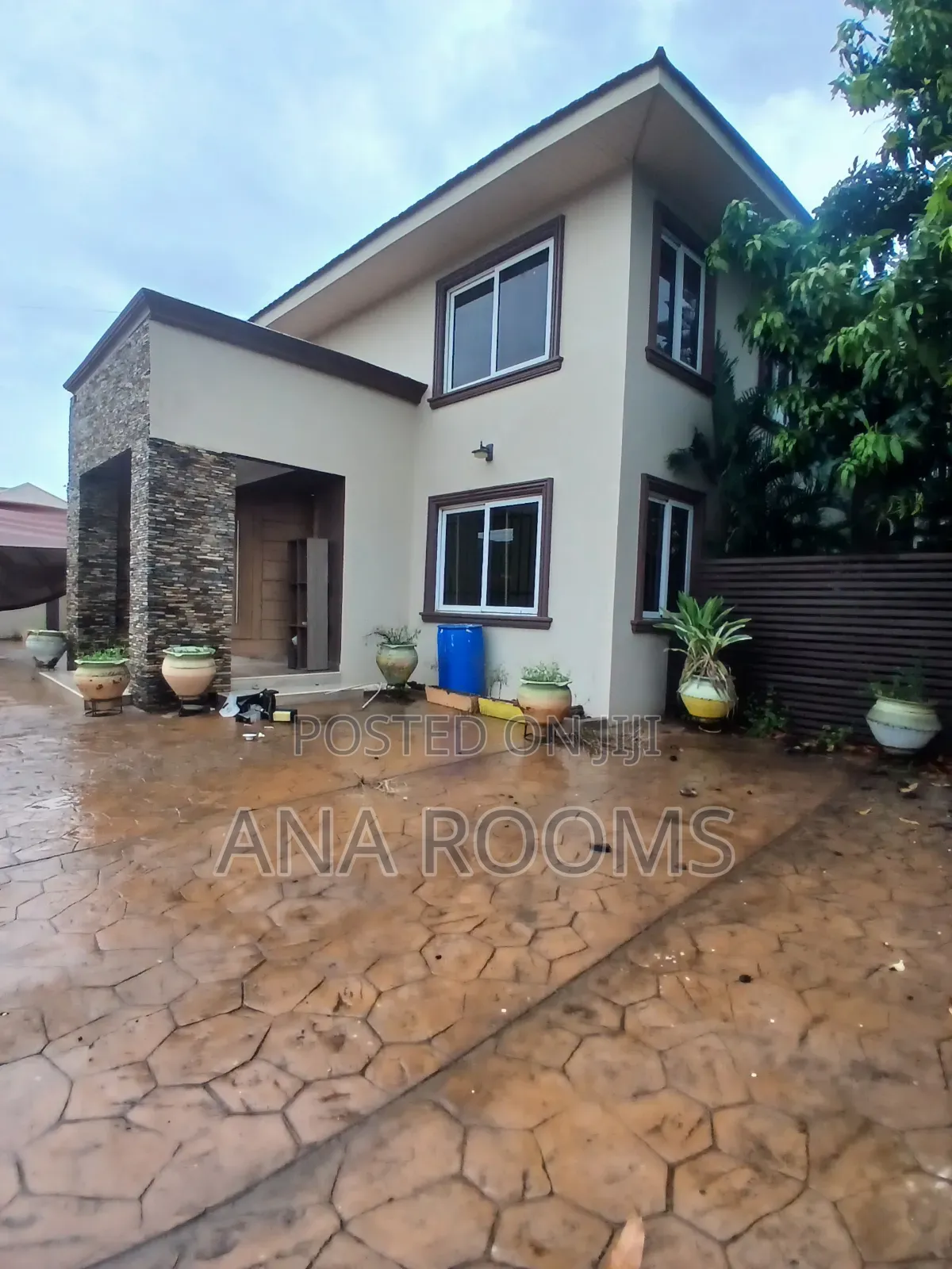 4bdrm House in Community 25, Tema Metropolitan for rent