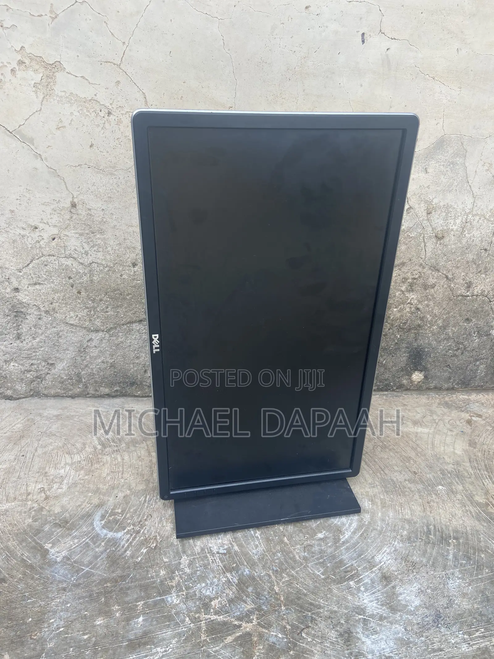 Dell 23 Inches