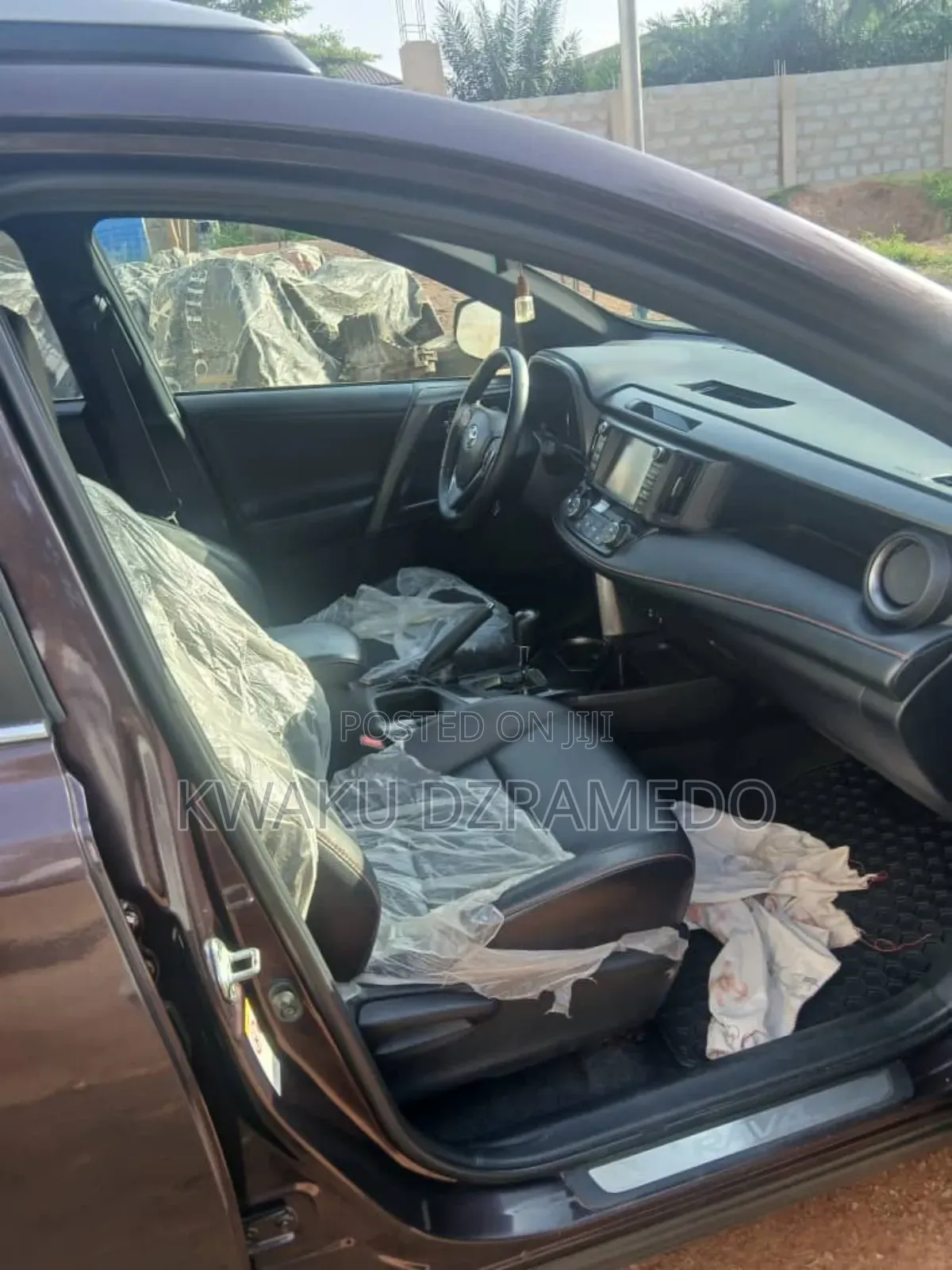 Toyota RAV4 SE 4dr SUV (2.5L 4cyl 6A) 2018 Brown