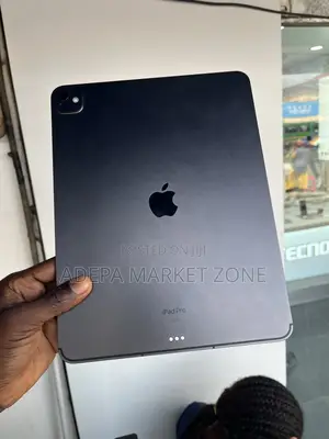 Apple iPad Pro 13 (2024) 256 GB Black