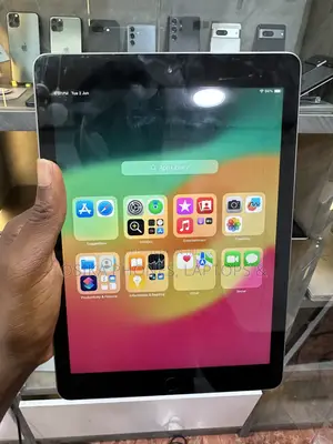 Apple iPad 10.2 (2020) Wi-Fi 64 GB Gray