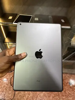 Apple iPad 10.2 (2020) Wi-Fi 64 GB Gray