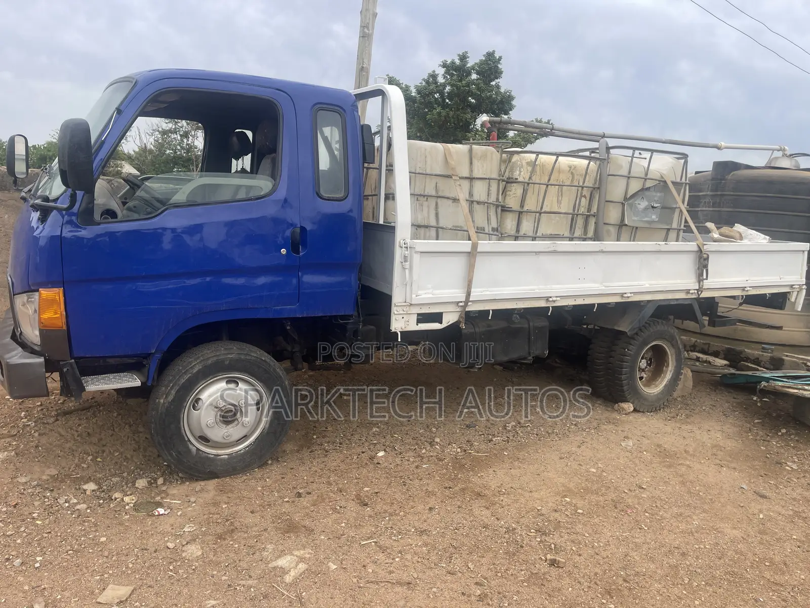 Hyundai Mighty 2