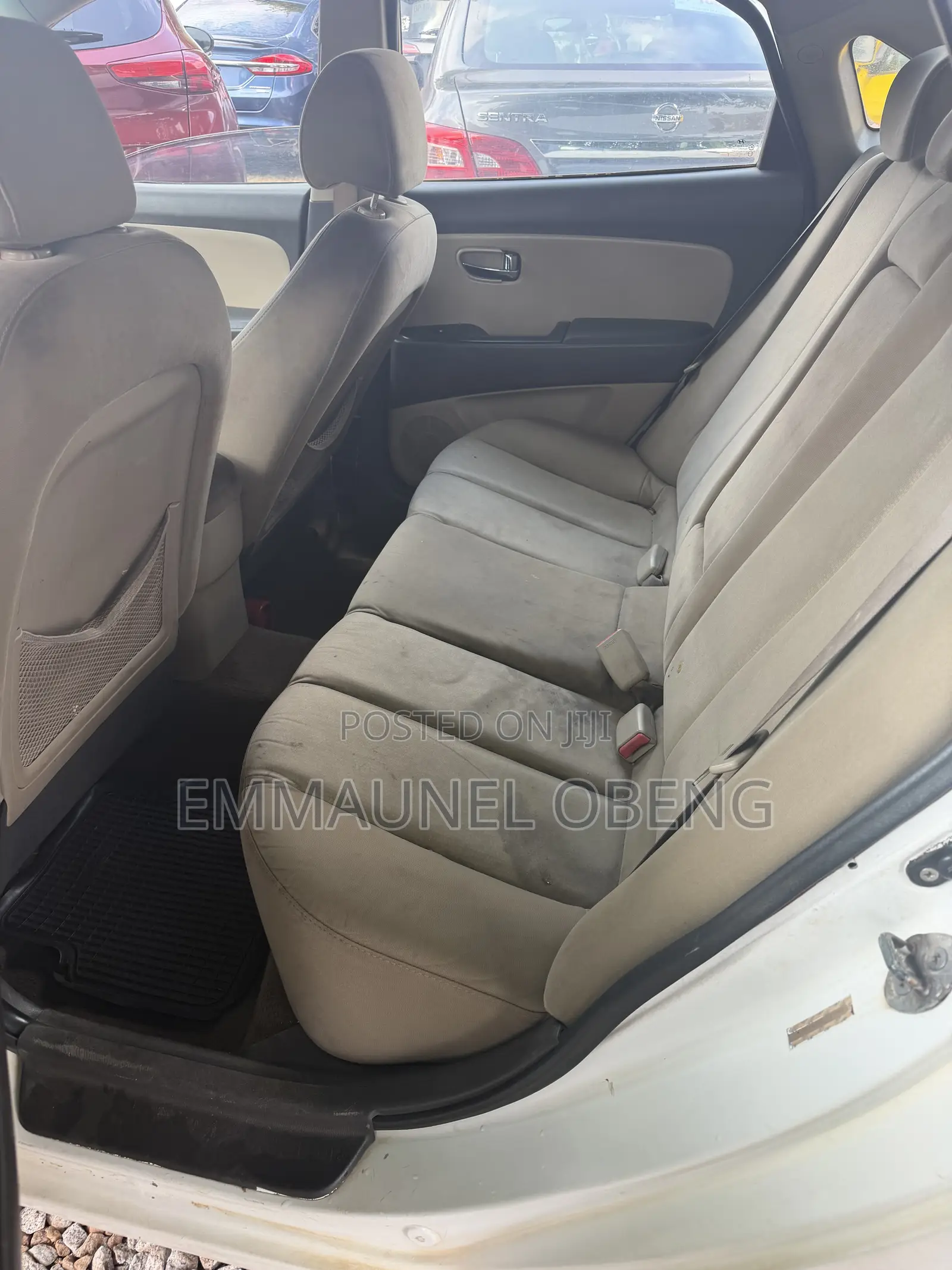 Hyundai Elantra 2010 White