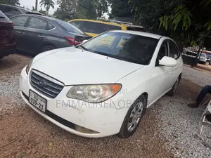 Hyundai Elantra 2010 White