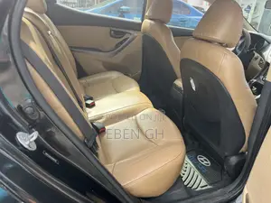Hyundai Elantra Limited Sedan FWD (1.8L 4cyl 6A) 2013 Black
