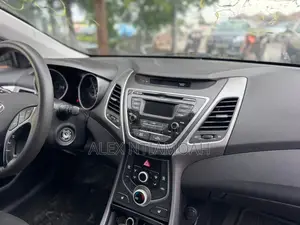 Hyundai Elantra 2015 Black