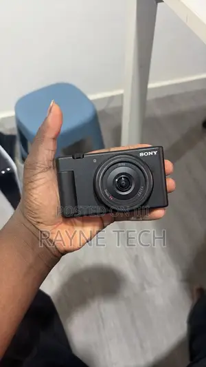 Sony Zv-1f Vlog Camera for Content Creators and Vloggers Black