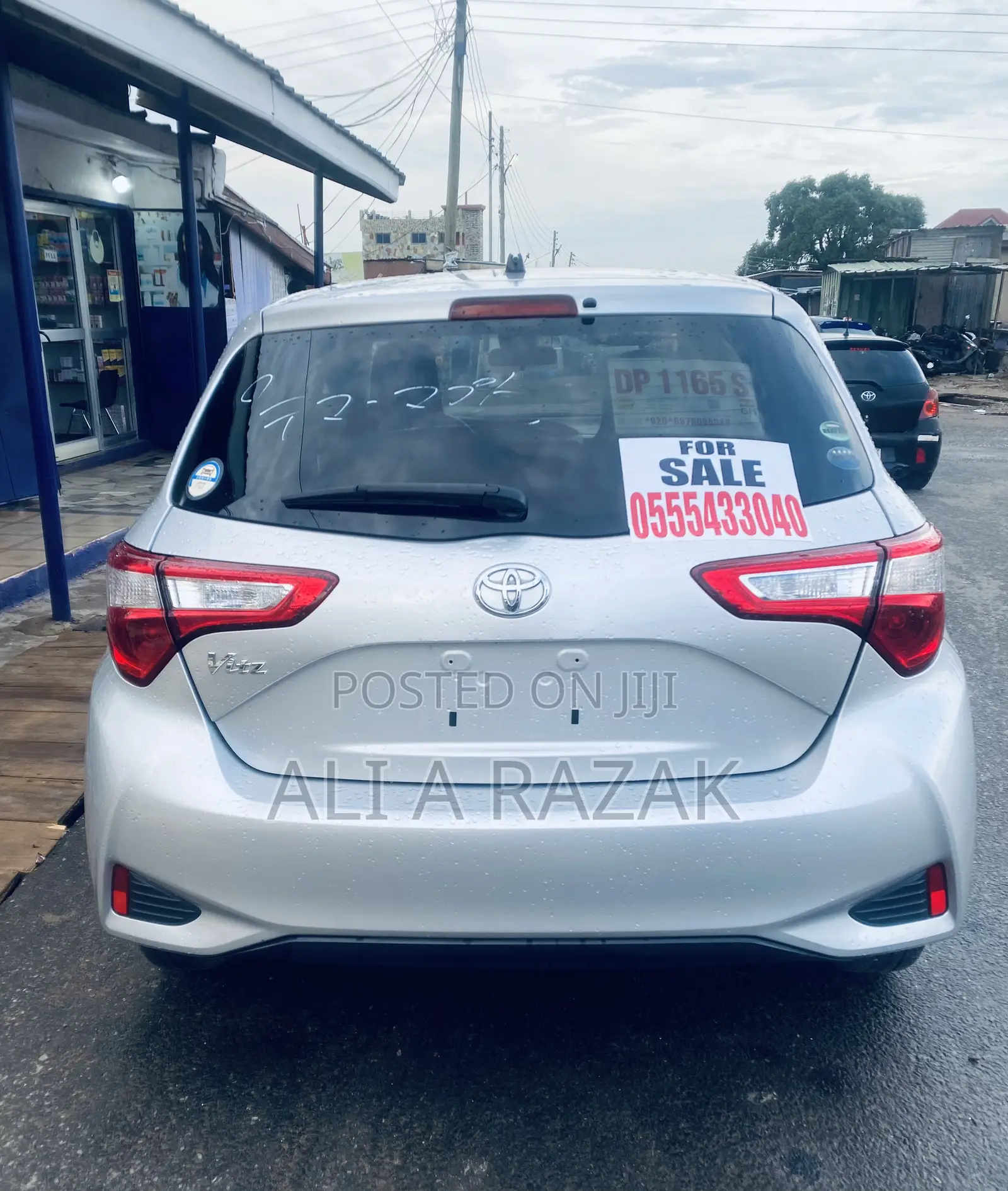 Toyota Vitz 1.0 FWD 5dr 2017 Silver