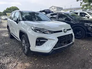 Toyota RAV4 2025 White