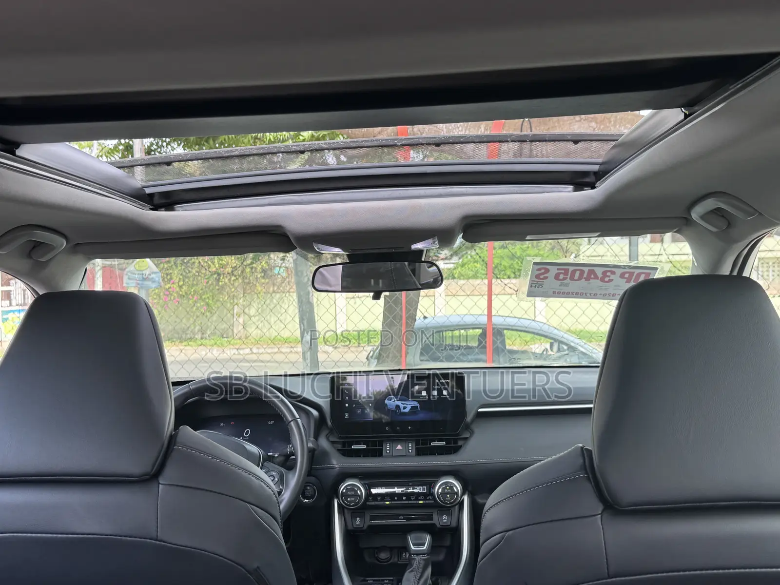 Toyota RAV4 2025 White