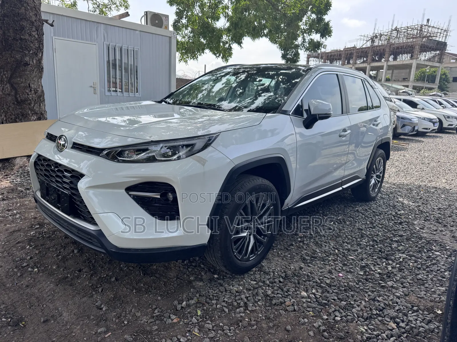 Toyota RAV4 2025 White