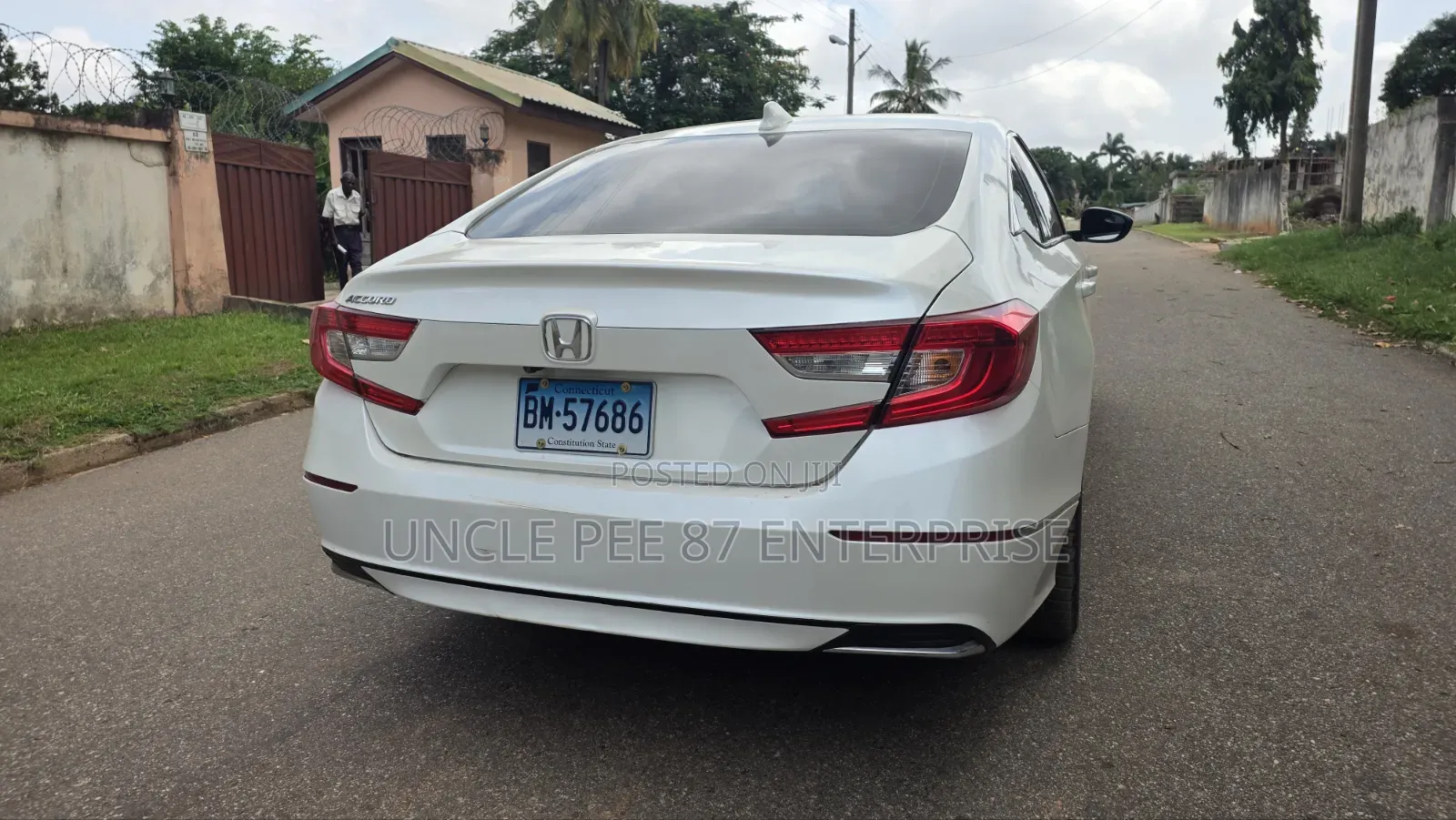 Honda Accord EX (1.5L 4cyl Turbo CVT) 2019 White