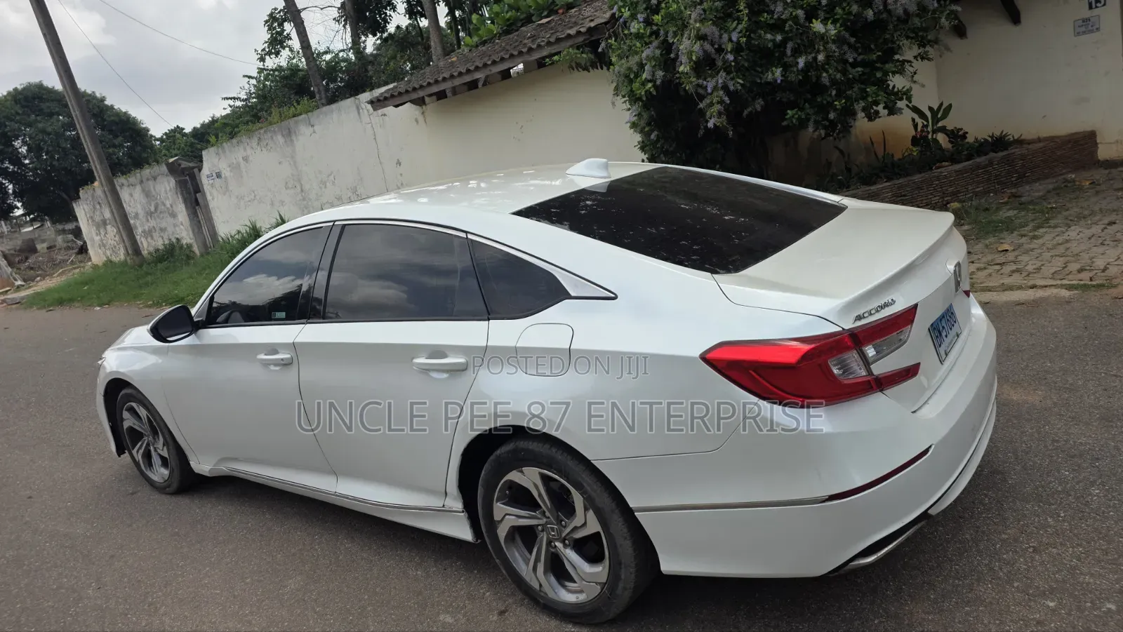 Honda Accord EX (1.5L 4cyl Turbo CVT) 2019 White