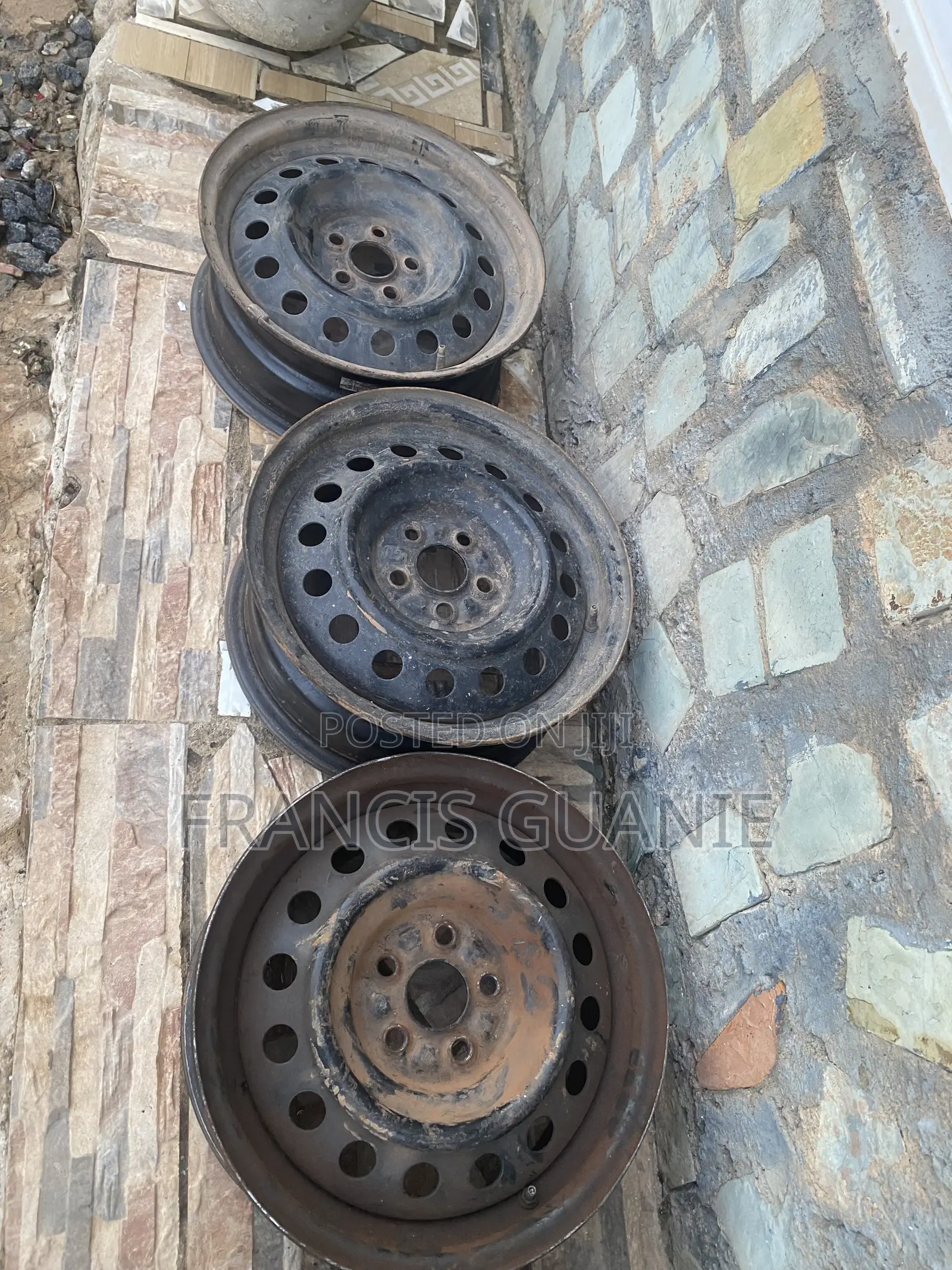 Five Holes Rim 15 Toyota Corolla