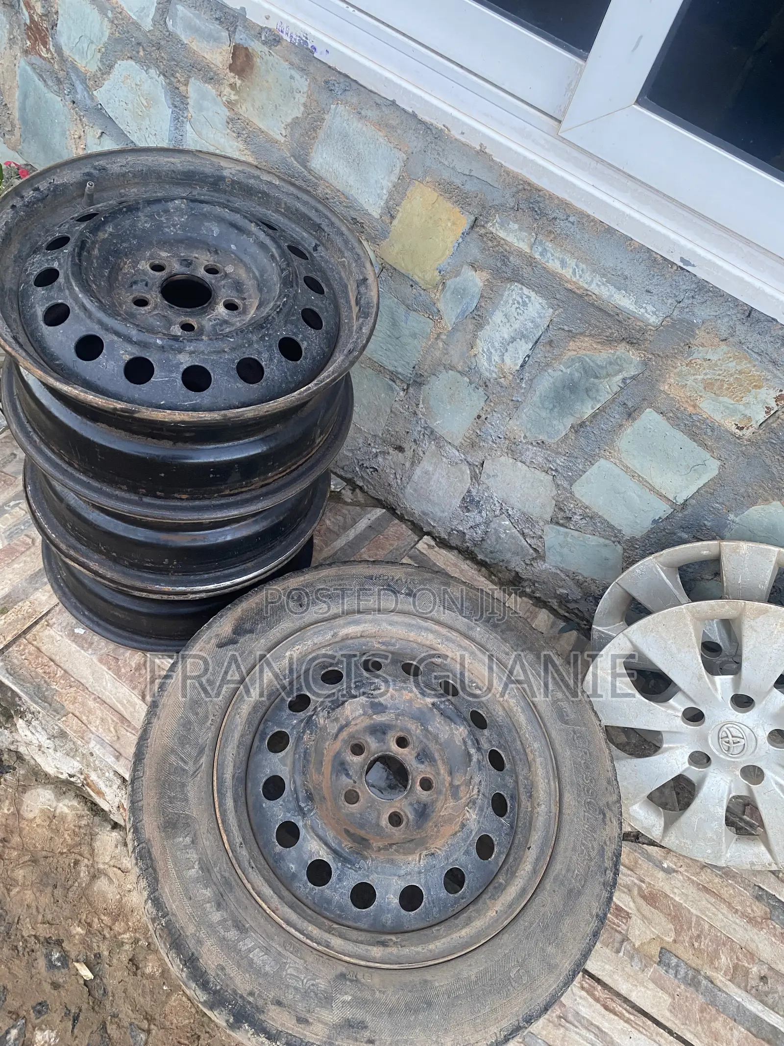 Five Holes Rim 15 Toyota Corolla