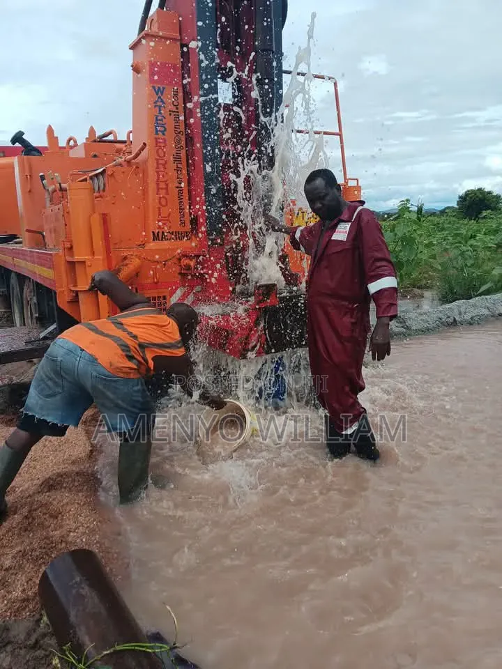 Mechanic Boreholes Drillings Technology Engineer Services