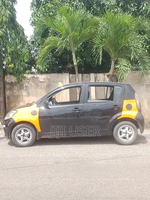 Daihatsu Sirion 1.3 2006 Black