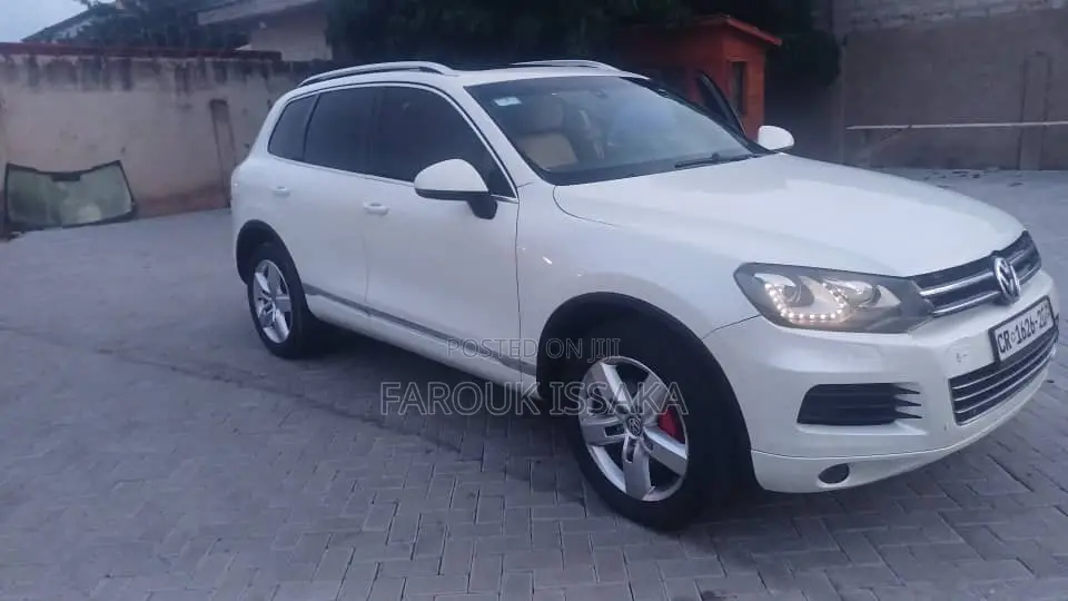 Volkswagen Touareg V6 Executive 2013 White