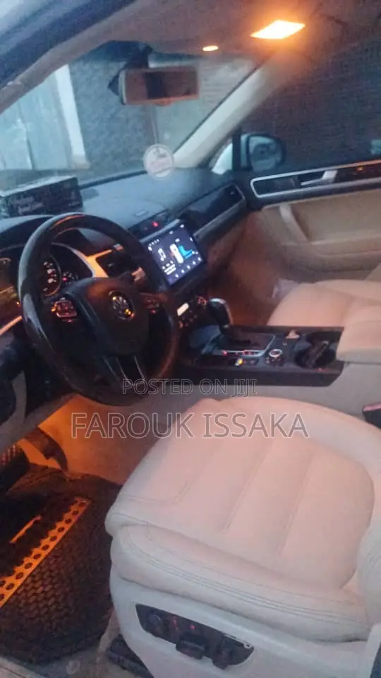 Volkswagen Touareg V6 Executive 2013 White
