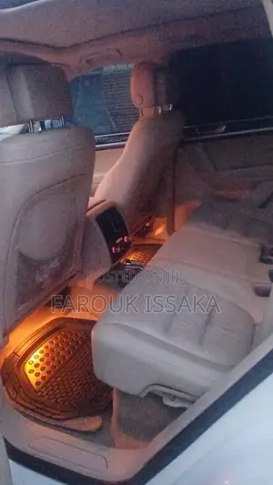 Volkswagen Touareg V6 Executive 2013 White
