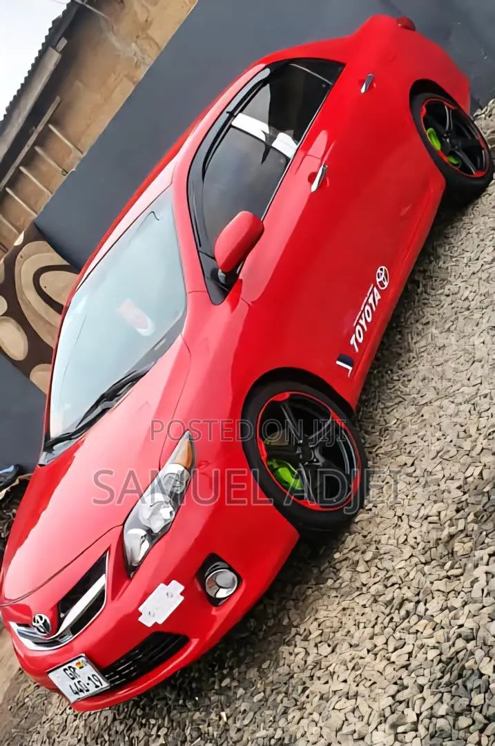 Toyota Corolla 2011 Red