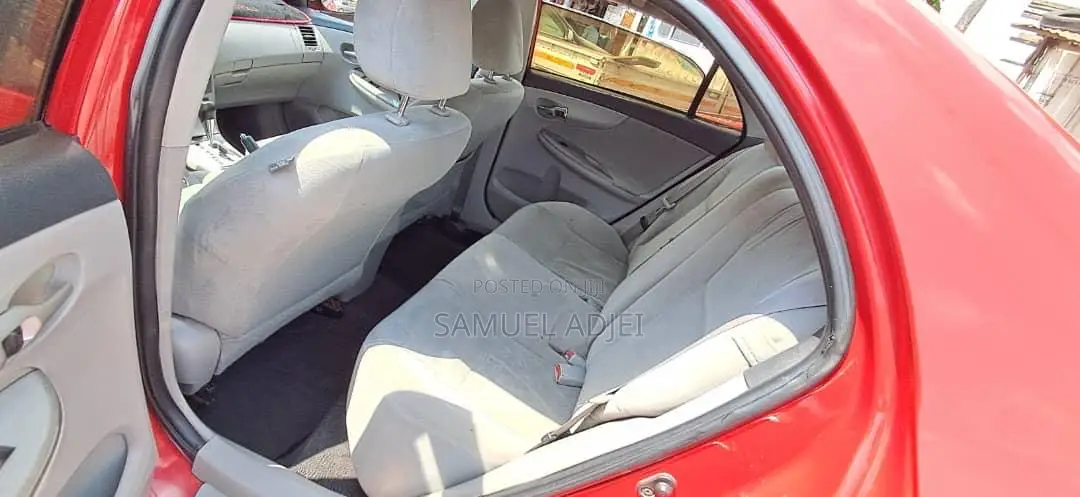 Toyota Corolla 2011 Red
