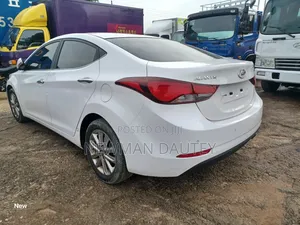 Hyundai Avante 2014 White
