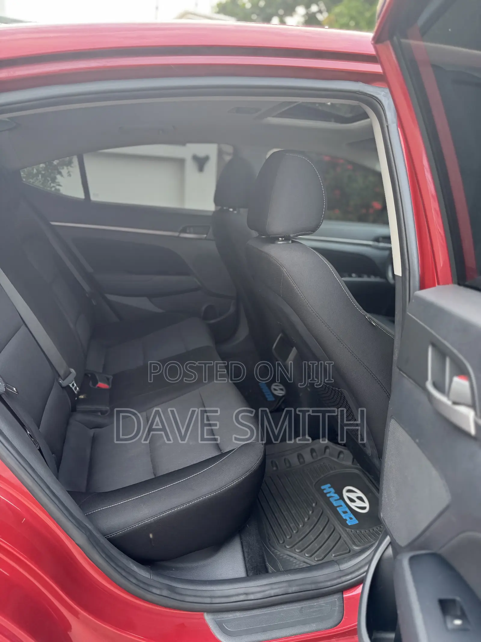 Hyundai Elantra SE Sedan FWD (2.0L 4cyl 6M) 2017 Red