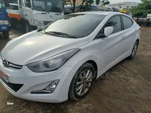 Hyundai Avante 2014 White