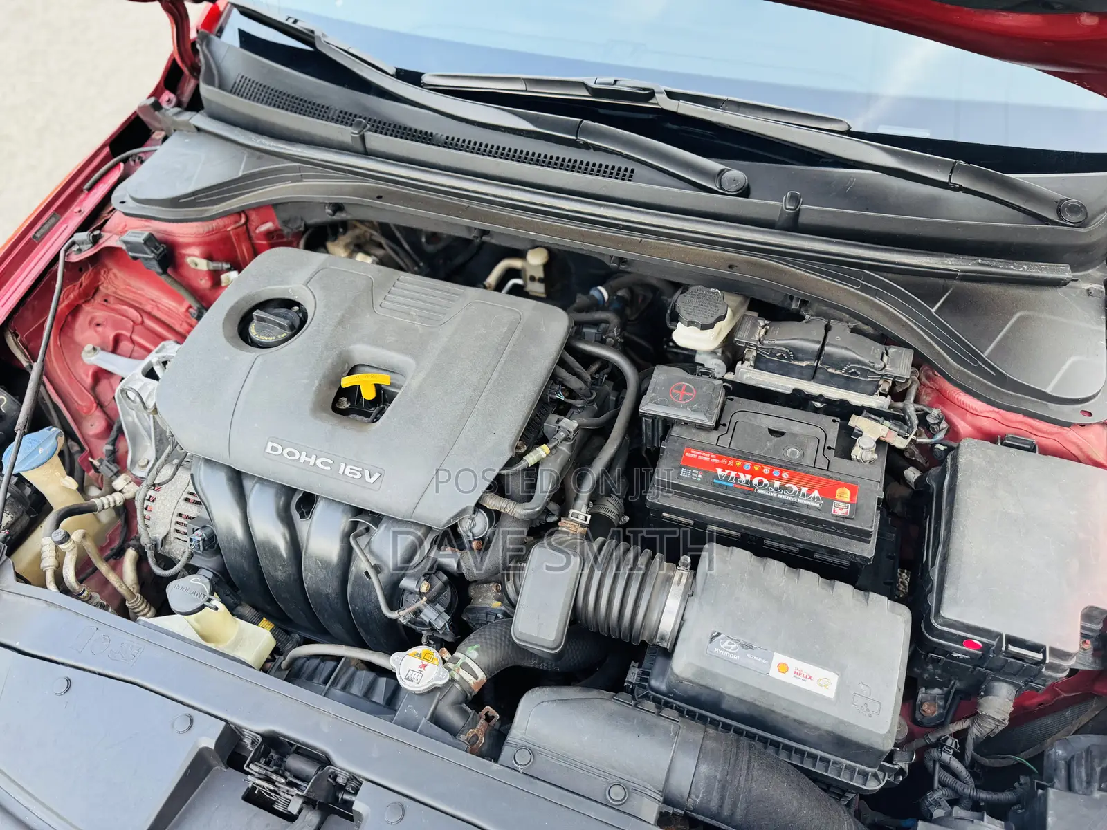 Hyundai Elantra SE Sedan FWD (2.0L 4cyl 6M) 2017 Red
