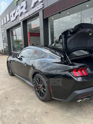 Ford Mustang 2024 Black