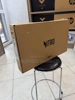 New Laptop Acer Nitro 17 32GB Intel Core 7 SSD 512GB