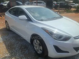 Hyundai Elantra 2015 White