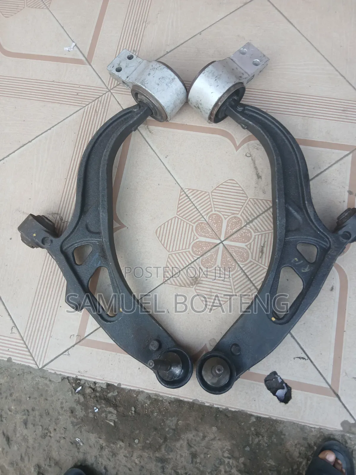 Ford Explorer 2010 to 2014 Front Low Arm Complete