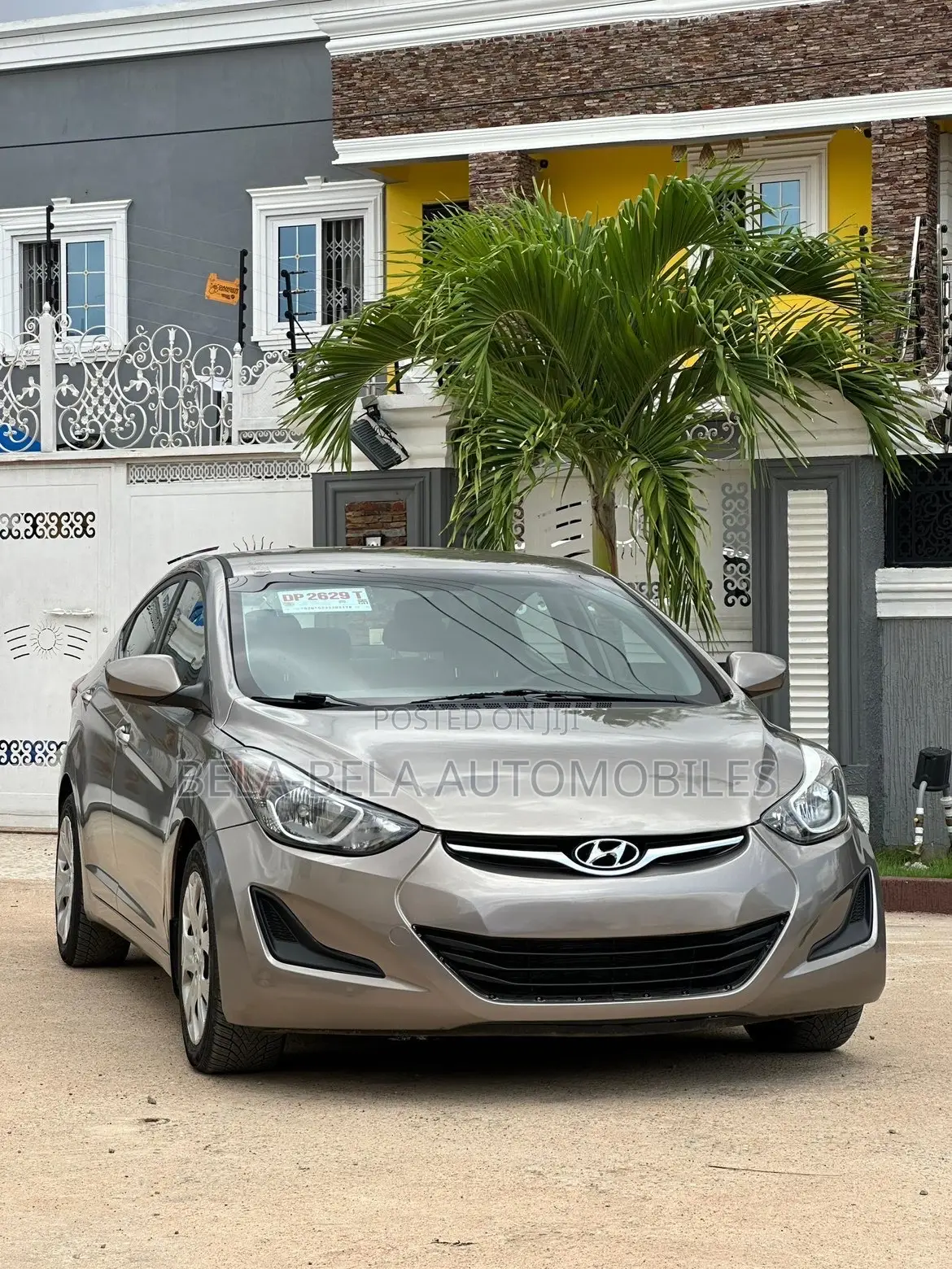 Hyundai Elantra Limited 4dr Sedan (1.8L 4cyl 6A) 2015 Gray