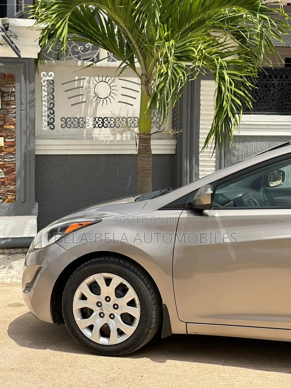 Hyundai Elantra Limited 4dr Sedan (1.8L 4cyl 6A) 2015 Gray