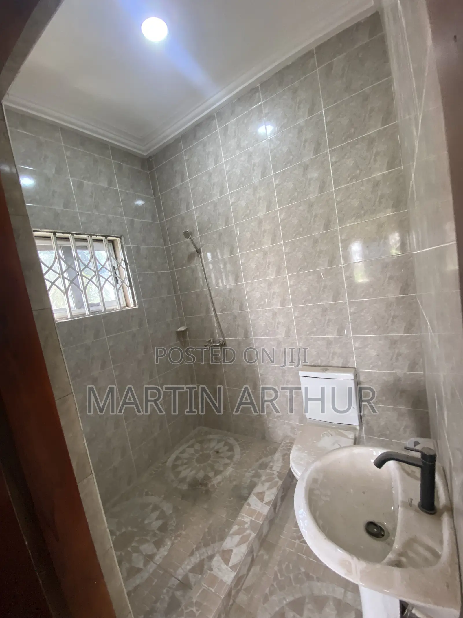 2bdrm Apartment in Oduman Junction, Manhean for rent