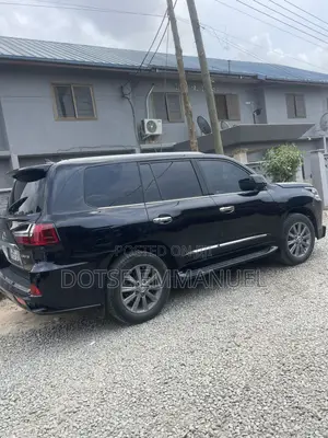 Lexus LX 2016 Black