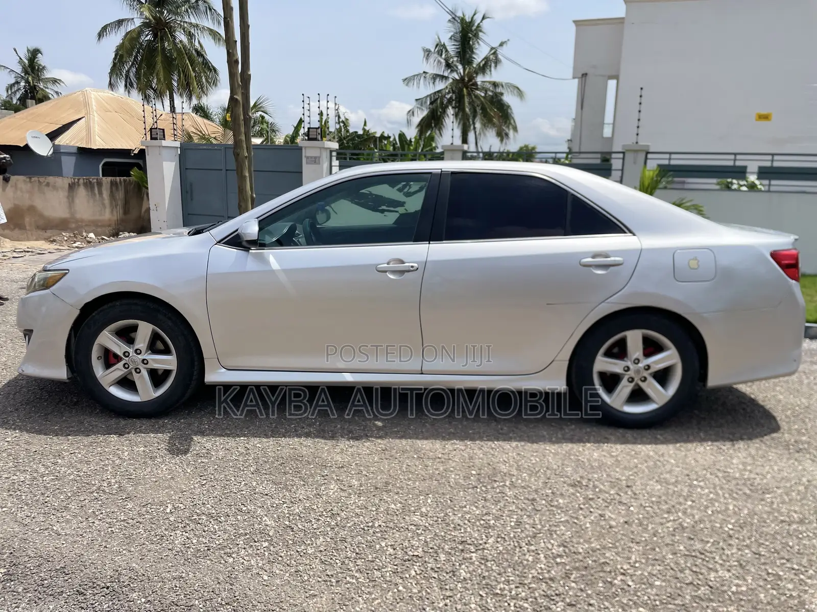 Toyota Camry 2014 Silver
