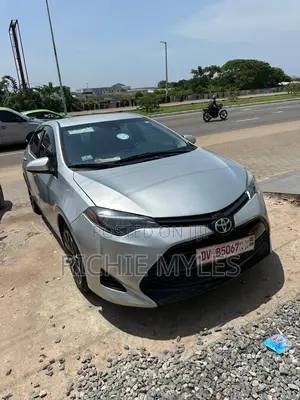 Toyota Corolla LE 4dr Sedan (1.8L 4cyl CVT) 2017 Gray