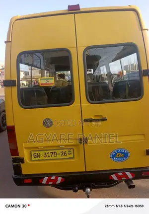 Mercedes-Benz Sprinter 2005 Yellow