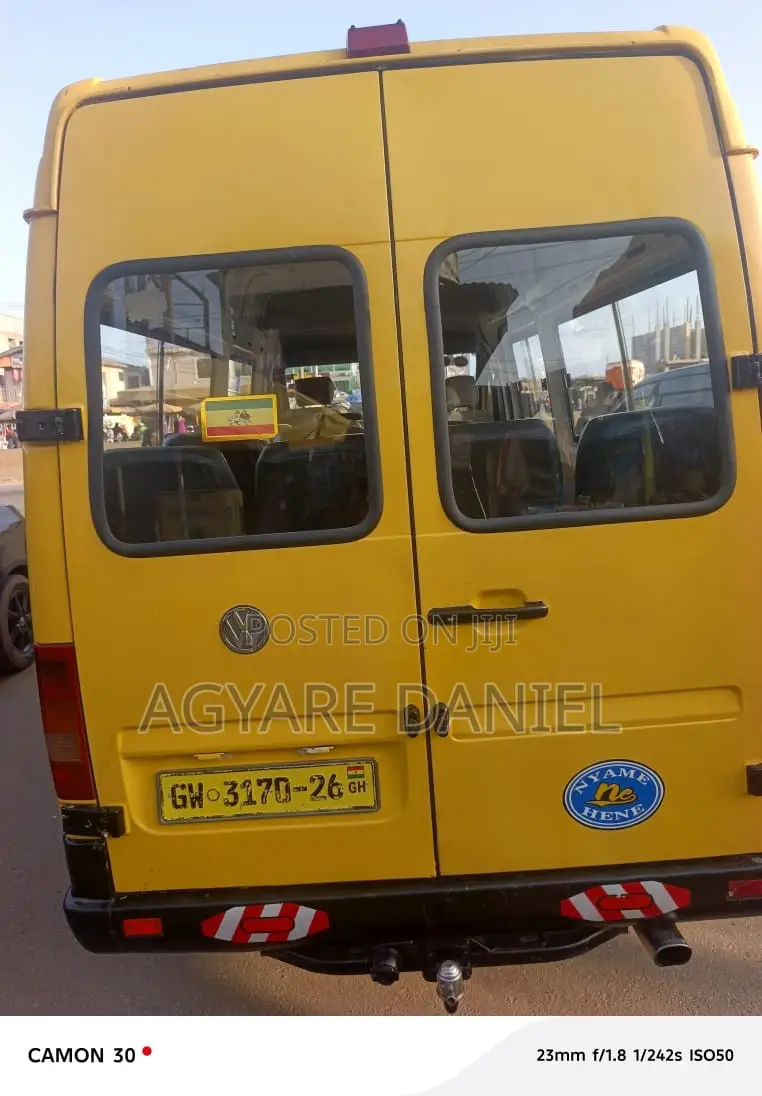 Mercedes-Benz Sprinter 2005 Yellow