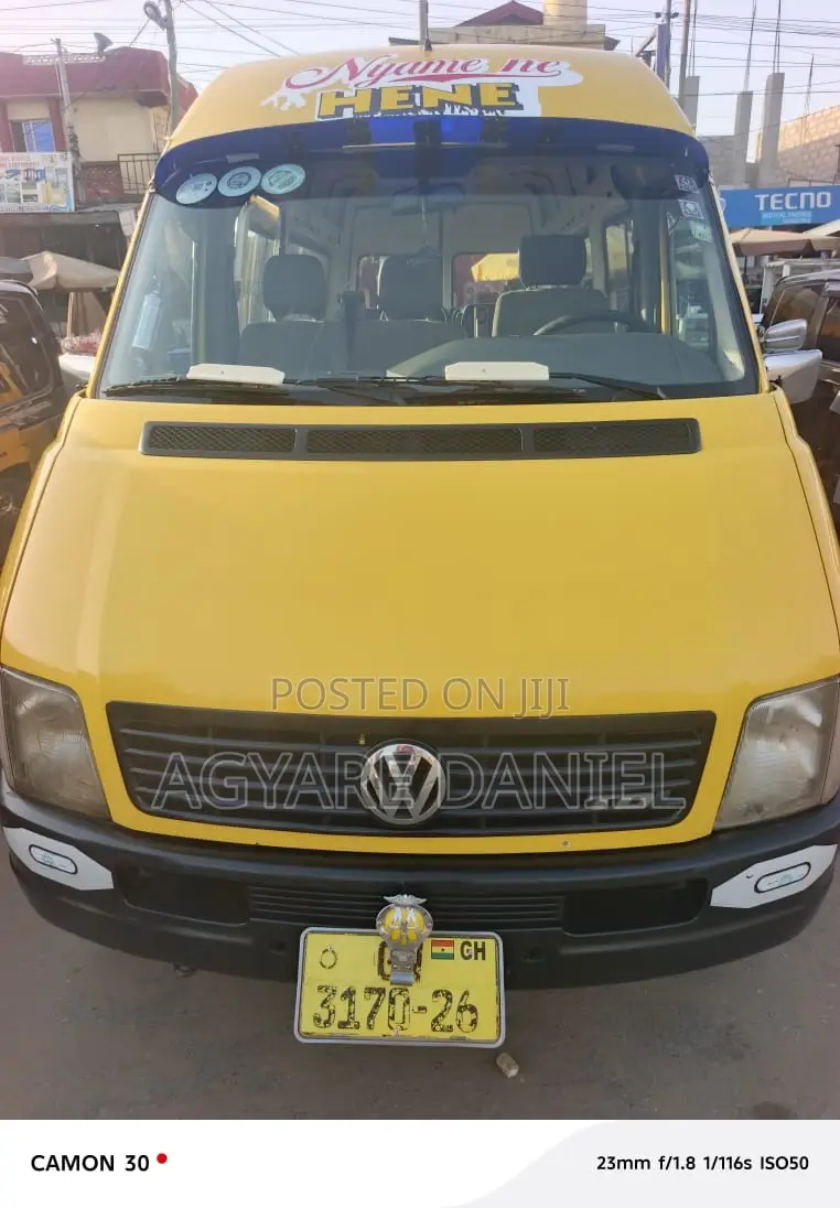 Mercedes-Benz Sprinter 2005 Yellow