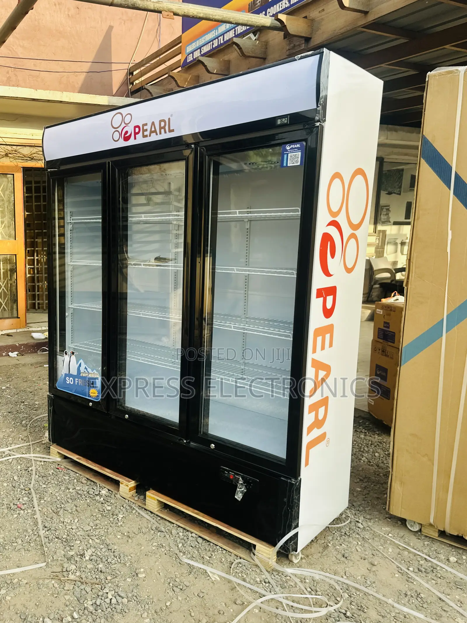 Hot  Deals on Pearl PVC-1540 Display Fridge Three Door